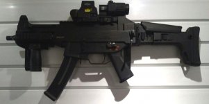 HK UMP 9mm CP.jpg HK UMP 9mm CP.jpg