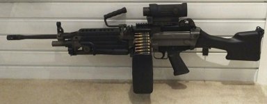 FN M249S on wall.jpg FN M249S on wall.jpg