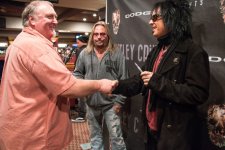 Motley Crue meet 1.jpg