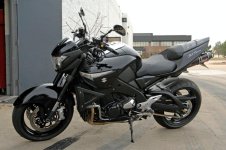 post Suzuki B-King at QC-left side.jpg